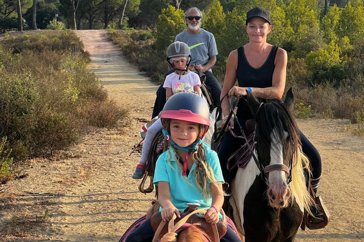 Family ride : 1h de balade à cheval dans le massif de l'Esterel