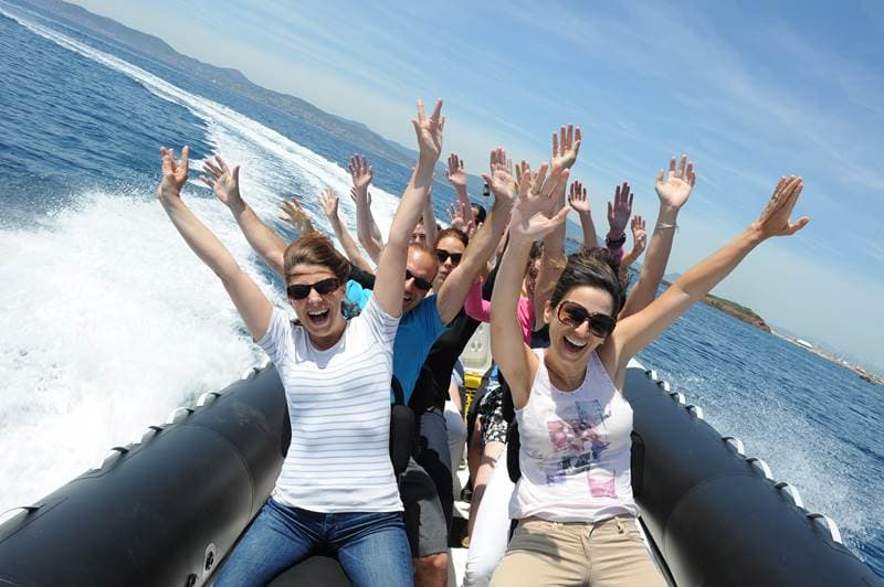 Privatisation semi-rigide : exploration des criques secrètes de la Côte d’Azur