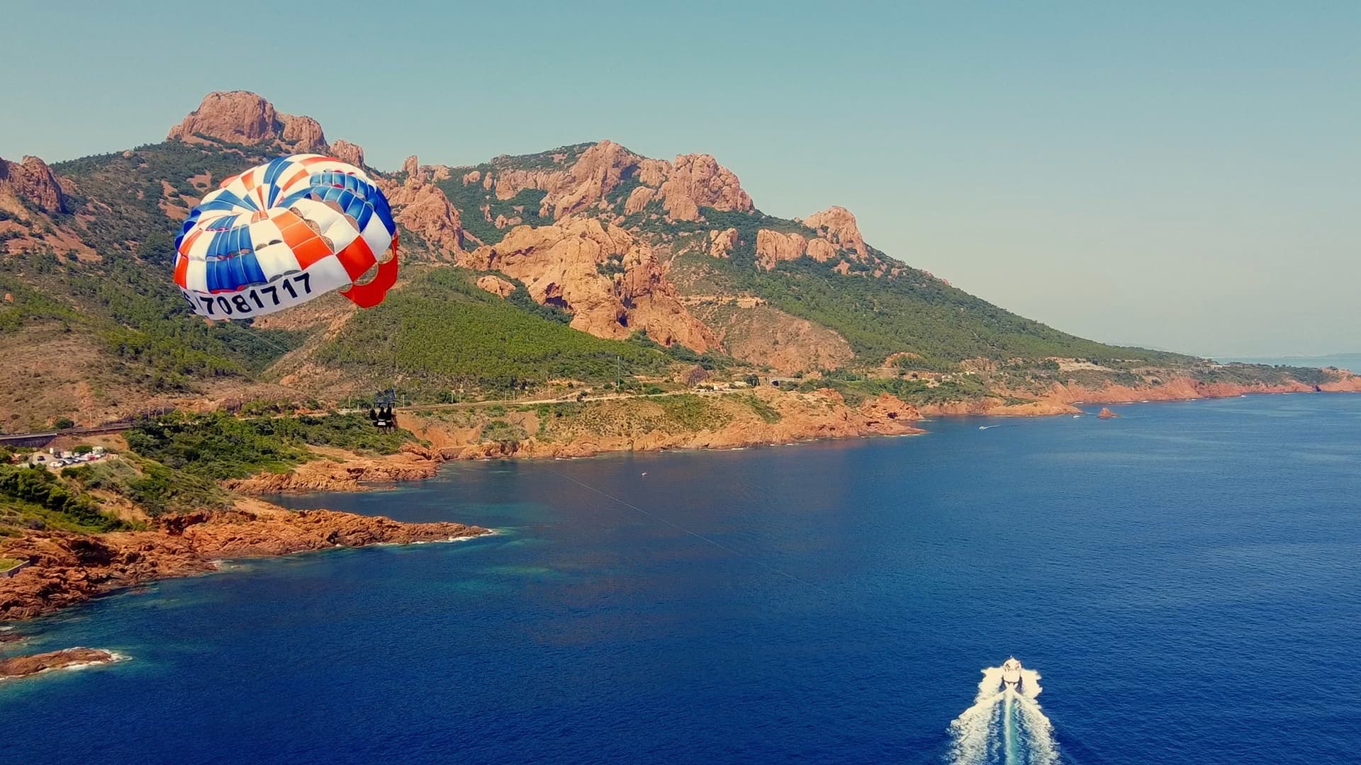 Vol parachute ascensionnel baie d'Agay - Saint Raphaël