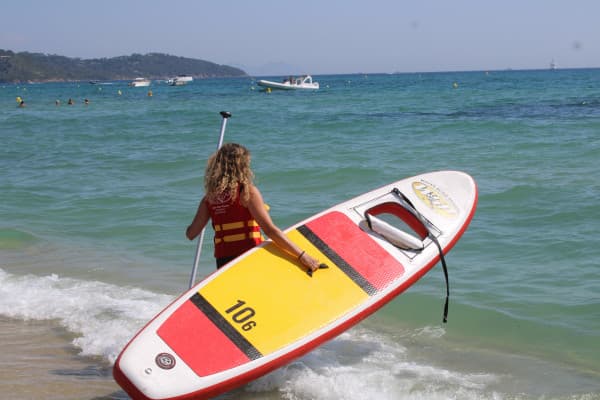 Location de paddle avec fenêtre transparente - plage de la Madrague