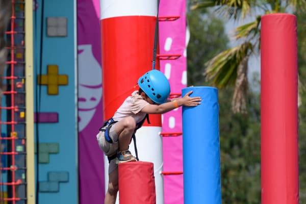Entrée Zigoto parc - Escalade et Trampoline à Puget sur Argens