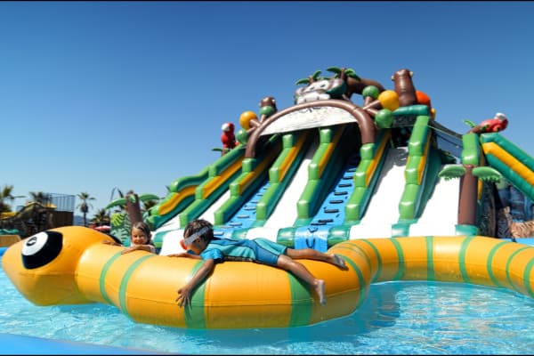 Parc multi-activités pour enfants dans le Var : Play City à Puget-sur-Argens